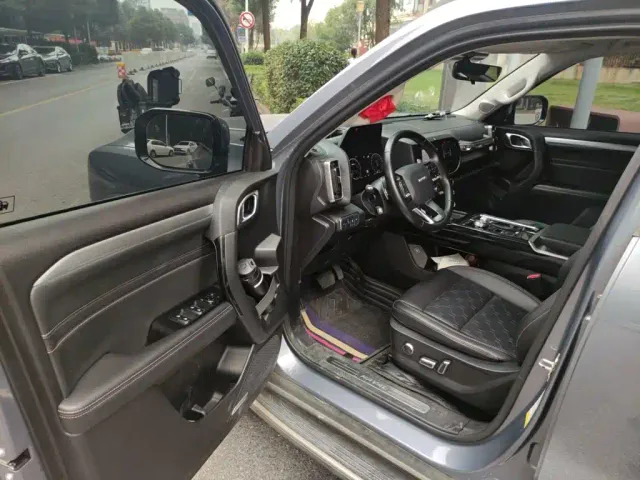 Haval Big Dog — Фото автомобиля 12