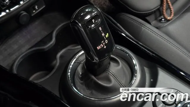 MINI Clubman — Фото автомобиля 12