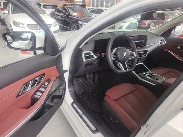 BMW 3 Series — Фото автомобиля 15