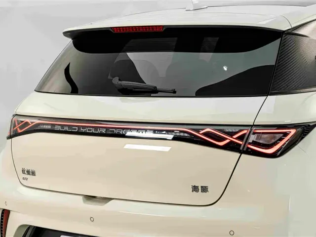 BYD Dolphin — Фото автомобиля 8