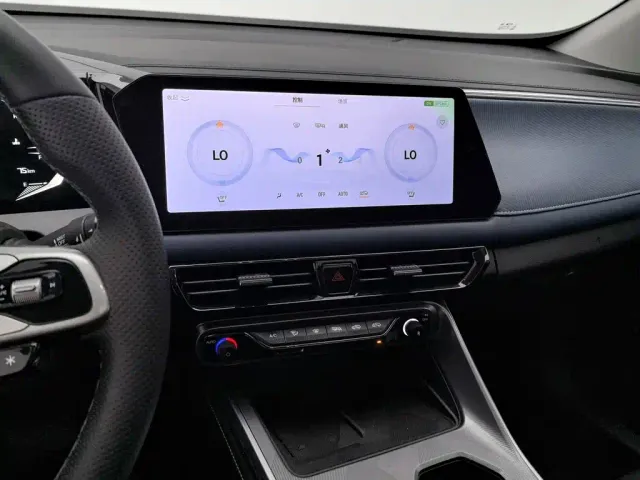 GAC Trumpchi GS3 — Фото автомобиля 12