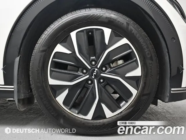 Kia EV6 — Фото автомобиля 5