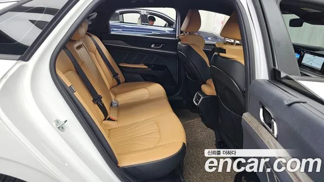 Kia K5 Generation 3 — Фото автомобиля 12