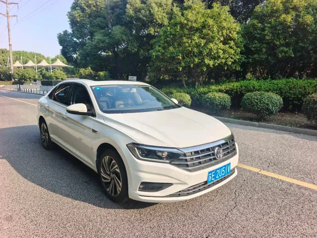 Volkswagen Sagitar — Фото автомобиля 3