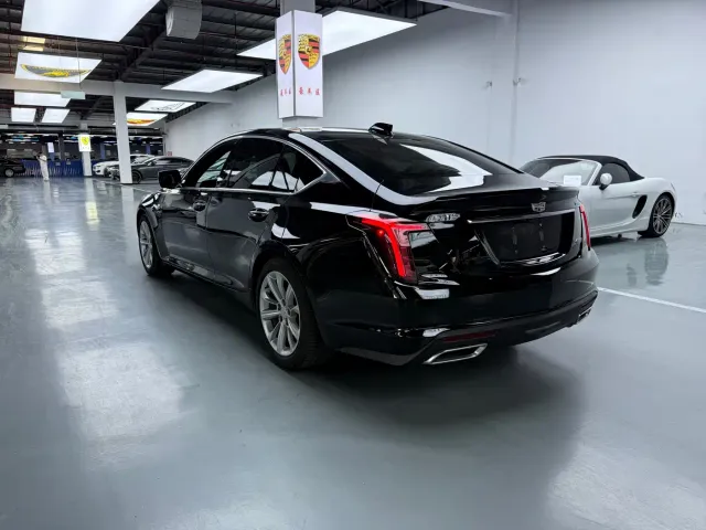 Cadillac CT5 — Фото автомобиля 15