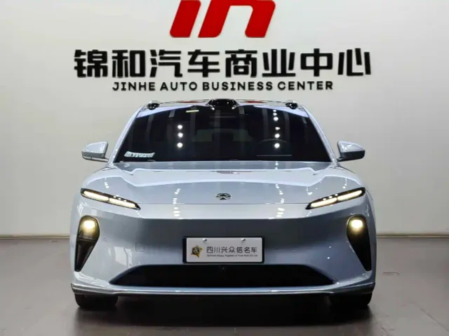 Nio ET5 Touring — Фото автомобиля 2