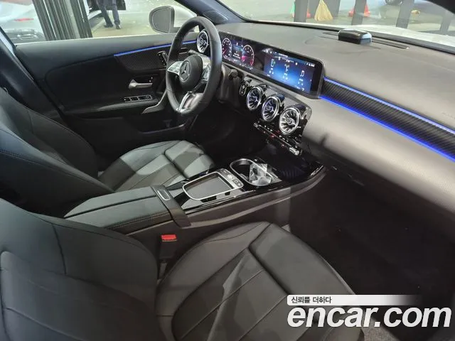 Mercedes-Benz A-Class — Фото автомобиля 18