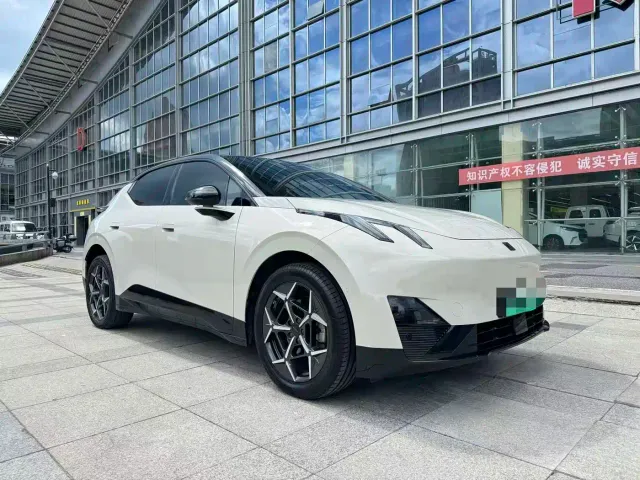 Lynk & Co Z20 — Фото автомобиля 3