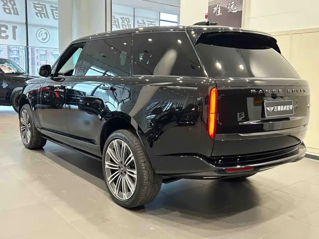 Land Rover Range Rover — Фото автомобиля 18