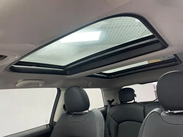 MINI Hatch — Фото автомобиля 9