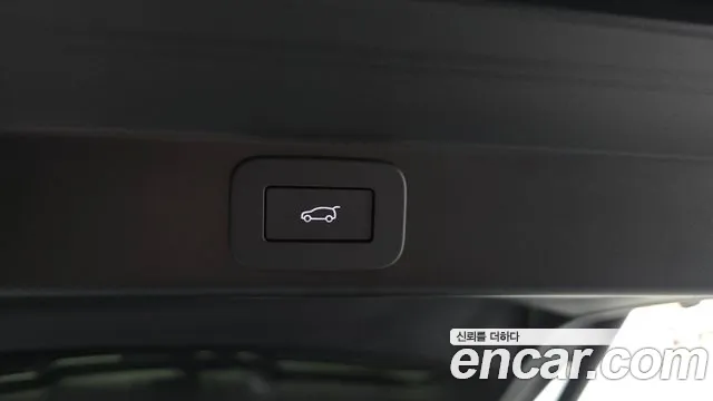 Land Rover Range Rover Sport — Фото автомобиля 25