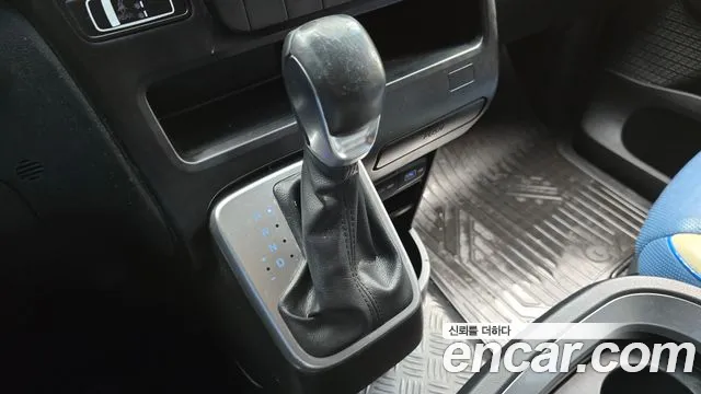 Hyundai Staria Staria Карго 5 мест — Фото автомобиля 9