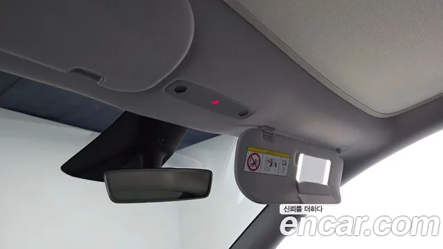 Tesla Model Y — Фото автомобиля 30