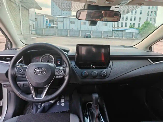Toyota Corolla — Фото автомобиля 11