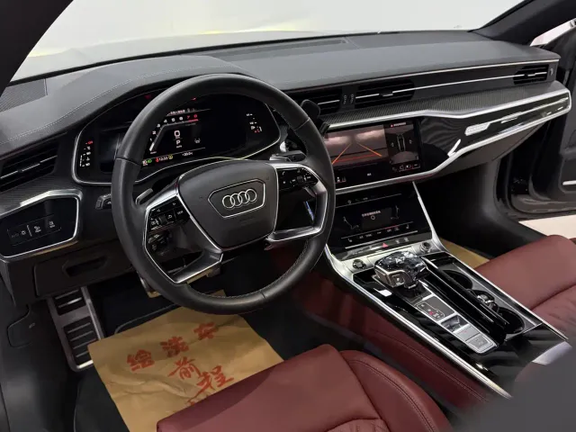 Audi A7L — Фото автомобиля 4