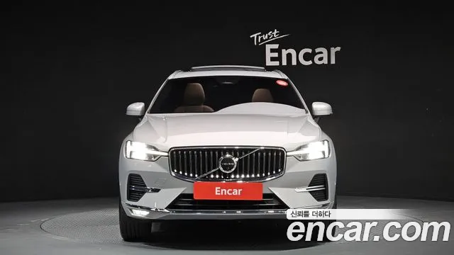 Вольво XC60 — Фото автомобиля 3