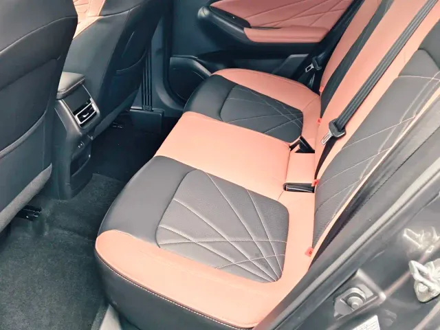 Changan Eado — Фото автомобиля 12