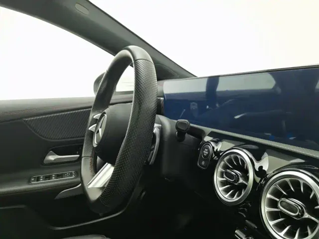 Mercedes-Benz Mercedes-Benz A-Class 2025 A 200 L Fashion Edition — Фото автомобиля 22