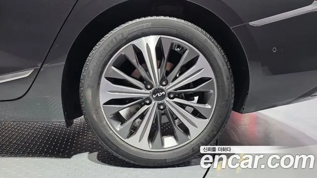 Kia K8 Signature — Фото автомобиля 15