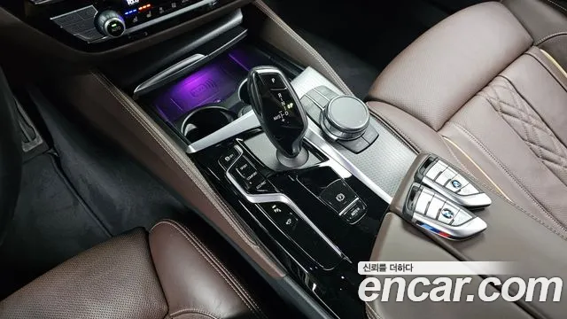BMW 5-Series 5 серия (G30) 523d xDrive M Sport — Фото автомобиля 9
