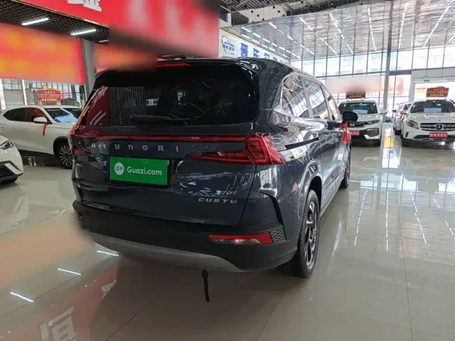 Hyundai Custo — Фото автомобиля 6