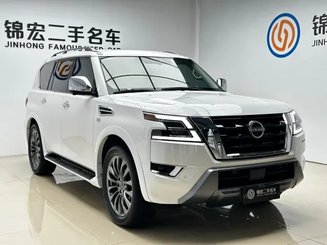 Nissan Patrol — Фото автомобиля 3