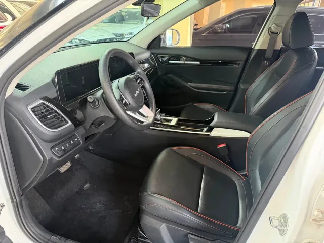 Kia Seltos — Фото автомобиля 10