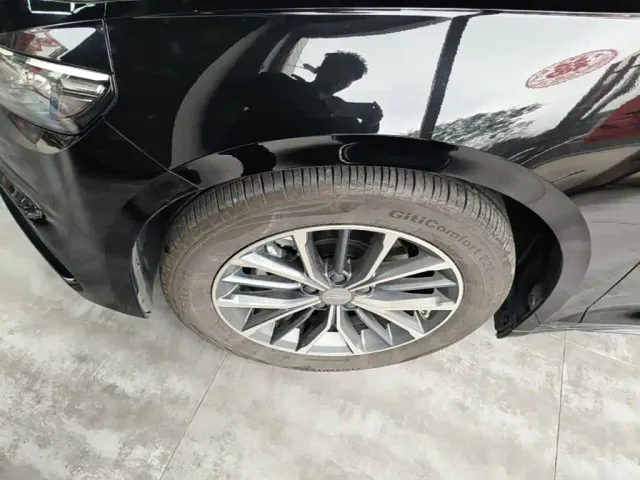 Geely Xingrui — Фото автомобиля 22
