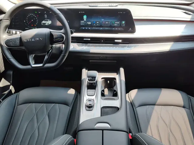 Chery Arrizo 8 — Фото автомобиля 5