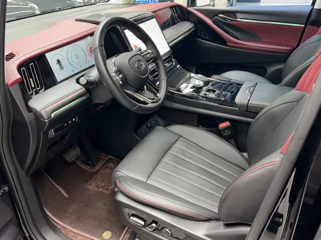 GAC Trumpchi E9 — Фото автомобиля 13