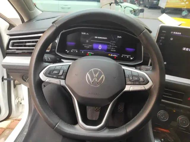 Volkswagen Sagitar — Фото автомобиля 15