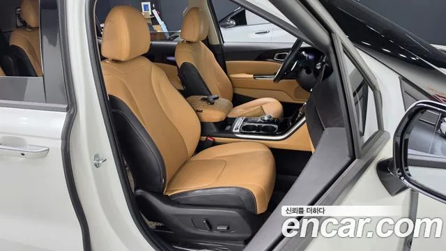 Kia Carnival Generation 4 — Фото автомобиля 17