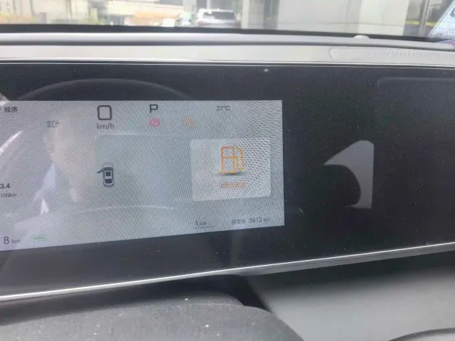 BYD Qin L — Фото автомобиля 12