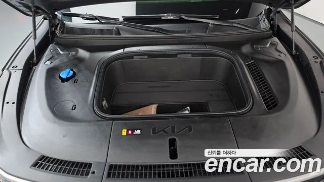 Kia EV9 — Фото автомобиля 6