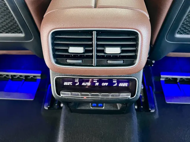 Mercedes-Benz GLS-Class — Фото автомобиля 21