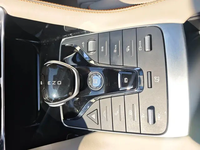 BYD Song PLUS — Фото автомобиля 8