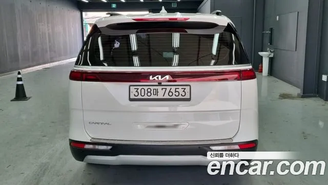 Kia Canival Carnival 4 поколение Дизель 9 мест Prestige — Фото автомобиля 4