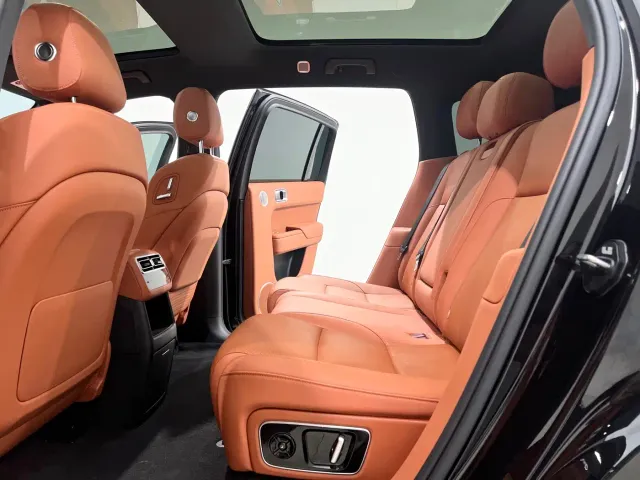 Li Auto L7 — Фото автомобиля 8
