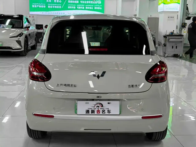 Wuling Bingo — Фото автомобиля 8