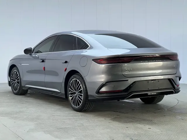 BYD Han — Фото автомобиля 13