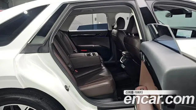 Hyundai Grandeur GN7 — Фото автомобиля 17