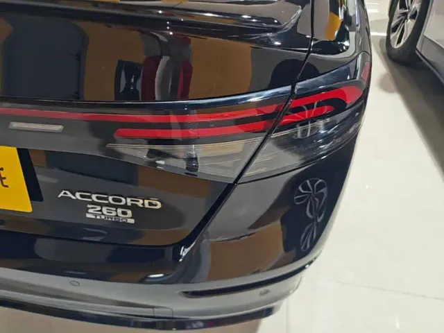 Honda Accord — Фото автомобиля 7