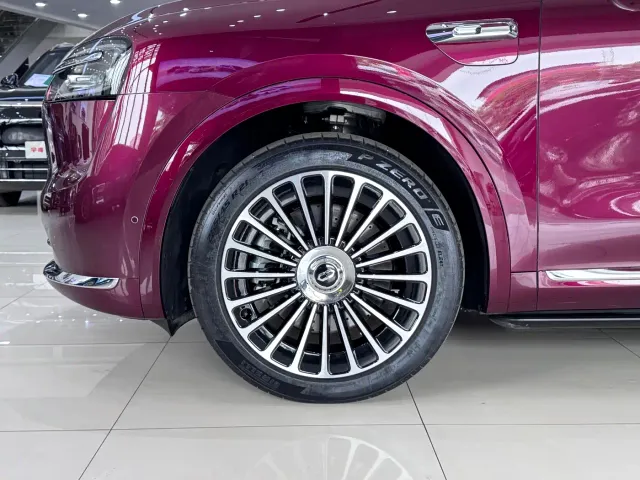 Aito M7 — Фото автомобиля 4