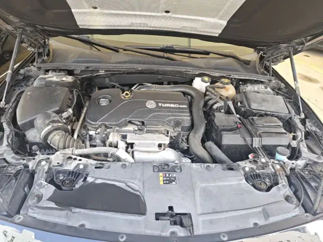 Buick Regal — Фото автомобиля 19