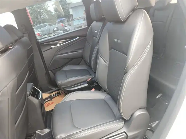 Maxus G50 — Фото автомобиля 16