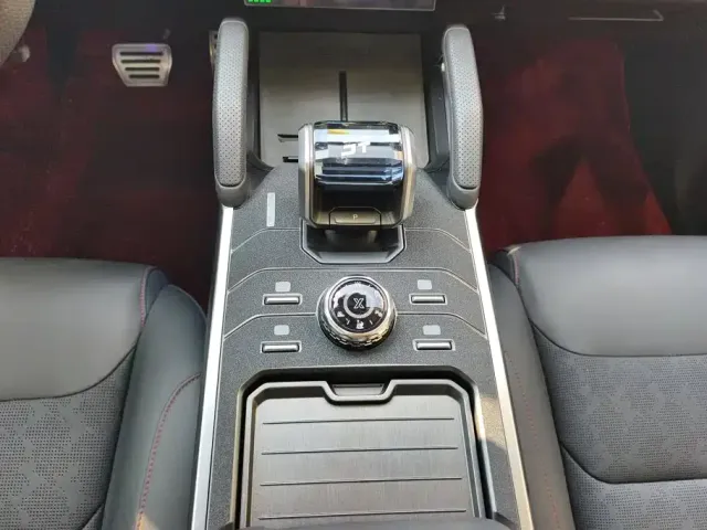 Jetour T2 — Фото автомобиля 16