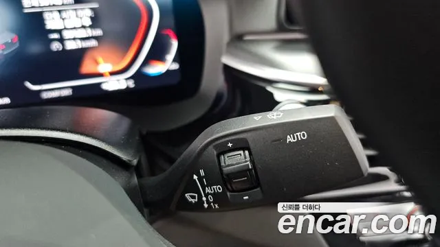 BMW 5 Series G30 — Фото автомобиля 28