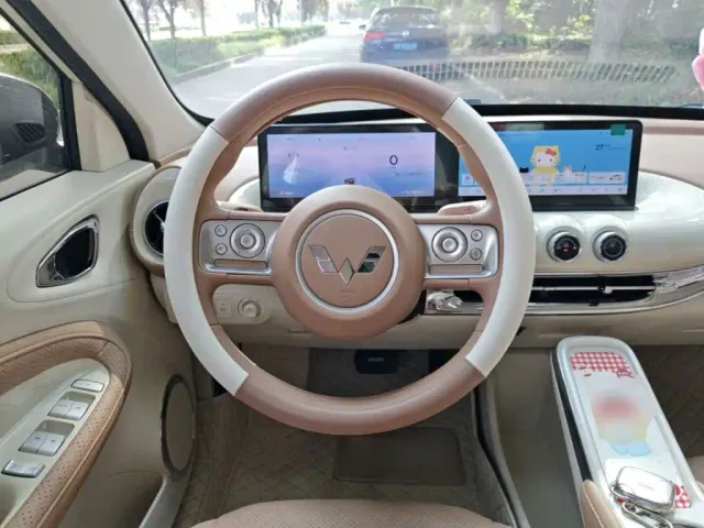 Wuling Bingo — Фото автомобиля 10