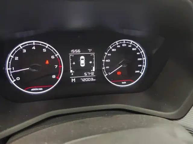 Geely Emgrand — Фото автомобиля 14