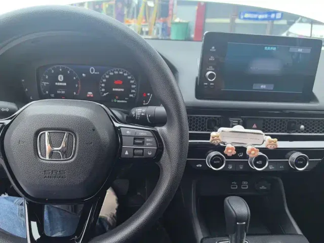 Honda Civic — Фото автомобиля 2